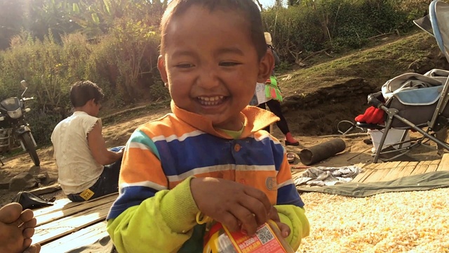 拉佤黑 - 那达那给