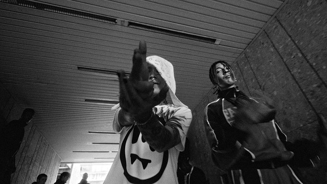 Ghali - MILF(feat. Taxi B)