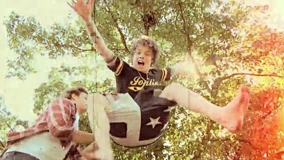Never Shout Never - Trampoline