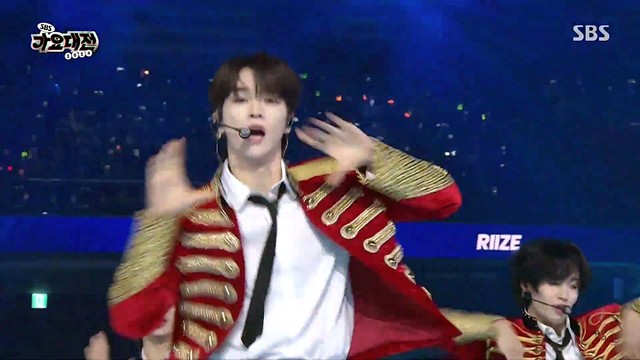 RIIZE - INTRO + Love 119 (Christmas Ver.) (Live at 2024 SBS歌谣大战)