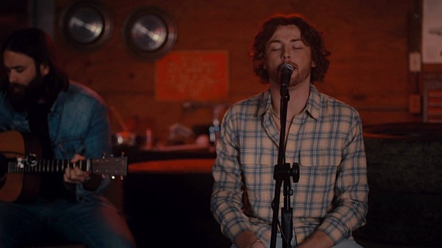 Bailey Zimmerman - Fall In Love (Acoustic)