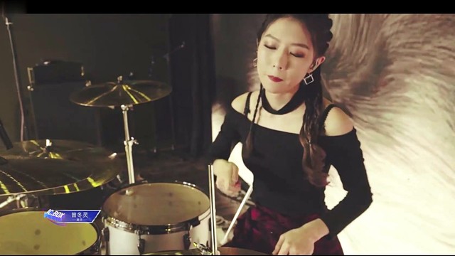 R.Fia任菲菲 - 被动人生 (Live)