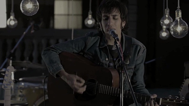 Lucas Colman - Cenizas de un incendio provocado