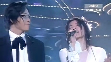 彭家丽 - 从不喜欢孤单一个 (1994年度十大劲歌金曲颁奖典礼) (Live)