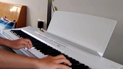 演奏曲 - 童话【Causs改编简易钢琴版】 (饭制版)