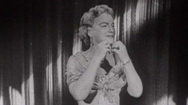 Gracie Fields - When You Lose The One You Love (Live On The Ed Sullivan Show, January 29, 1956)