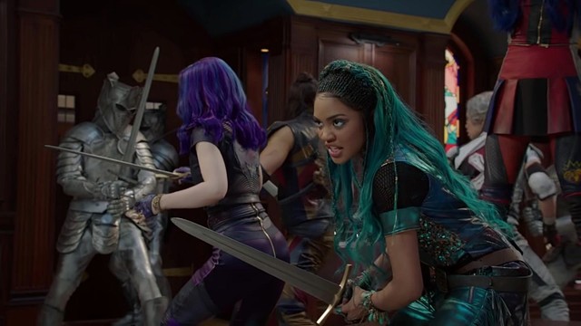 Dove Cameron - Night Falls (《后裔3》电视剧插曲)