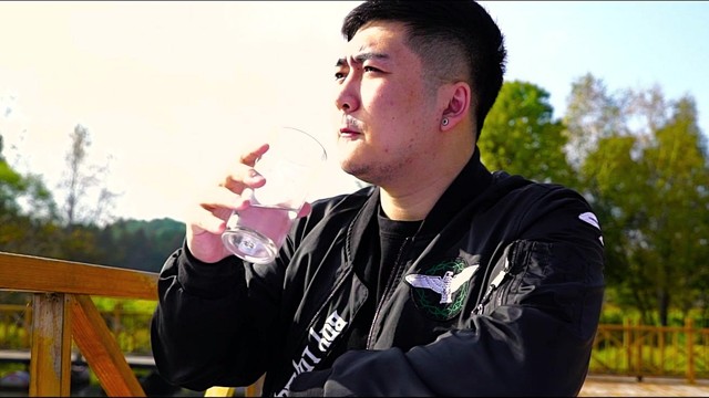 孟晓辉 - 爱上桃山庄