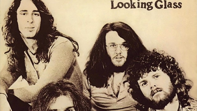 Looking Glass - Golden Rainbow (音频版)