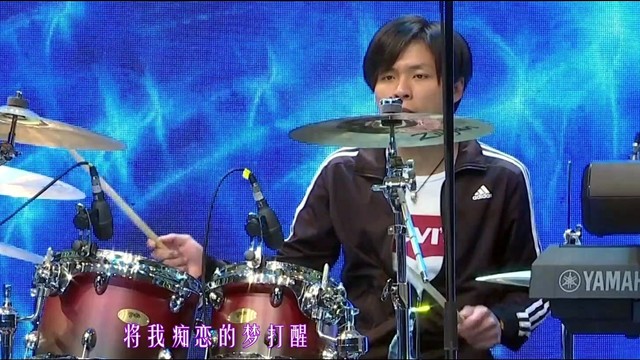 洪翔 - 等你返来我身边 (Live)