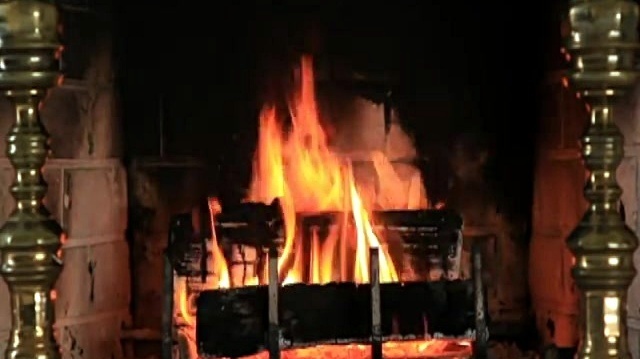 Jackie Evancho - Little Drummer Boy (Yule Log Video)