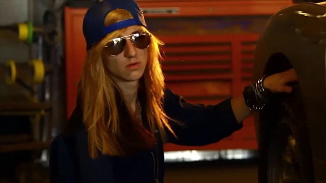 Nasty Habits - Hip Shakin' Fox