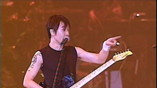 谭咏麟 - 捕风的汉子 (2001 Live)