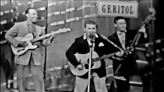 Johnny Burnette - Train Kept A Rollin'