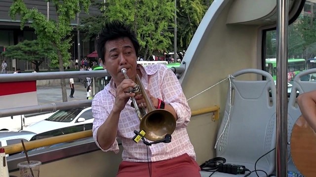 Winterplay - Yoboseyo Baby (Live At Jazz concert on city bus tour)
