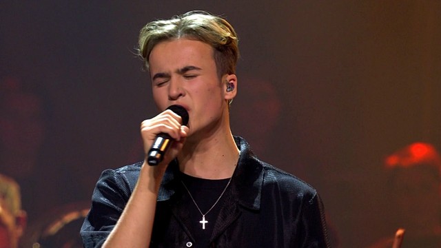 FOURce - A Million Dreams (Live)