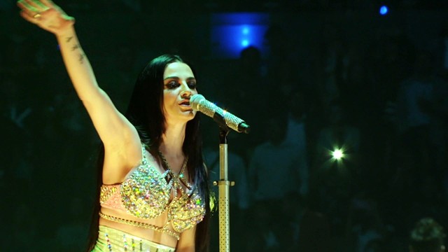 OV7 - Tus Besos (Live)