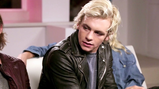 R5 - ASK:REPLY (VEVO LIFT) (Live)