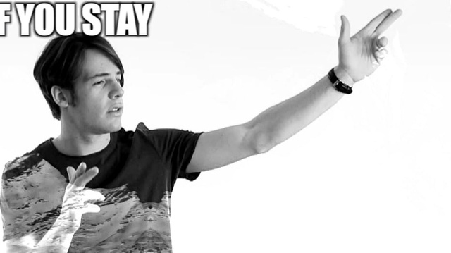 Albert Marzinotto - Safe and Sound (歌词版)