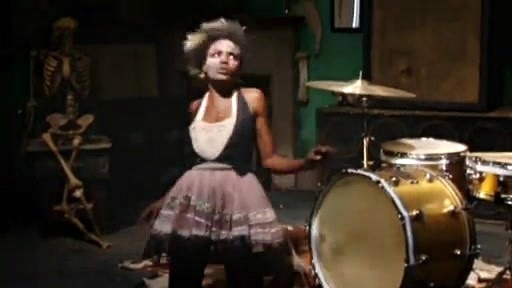 Noisettes - Don't Give Up (UK Version)