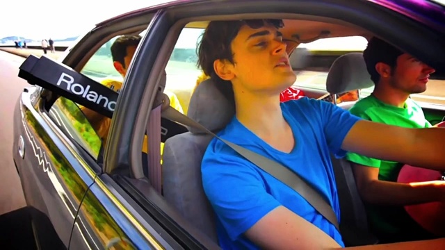 Strayhorn - Desperation Bloom