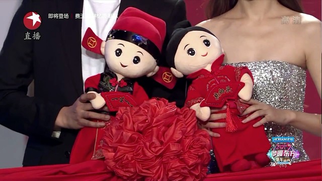 唐嫣 - 喜相逢 + 桃花朵朵开 + 花好月圆夜 (2019东方跨年盛典)