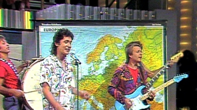 Geier Sturzflug - Besuchen Sie Europa (solange es noch steht) (ZDF Hitparade 22.8.1983) (Live)