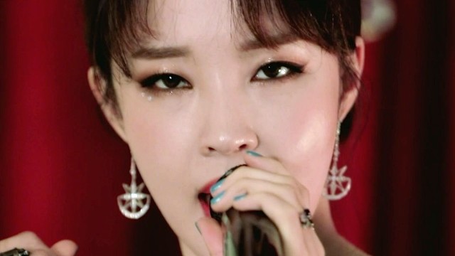 전지윤 - 그건 내가 정할 수가 없는 거라서 (Live Clip) (because I can not decide)