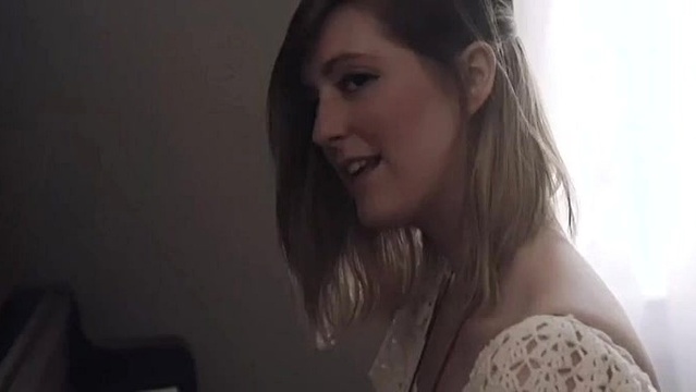 Rebecca Roubion - Love Me Now