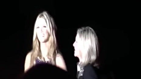 Delta Goodrem - Right Here With You 饭拍版 (Live)