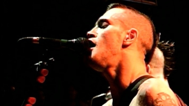 Red Hot Chili Peppers - Around The World (Live)