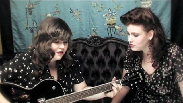 The Secret Sisters - Do You Love An Apple (Live Version) (Live)