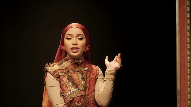Bunga - Intan Payung(feat. Noraniza Idris)