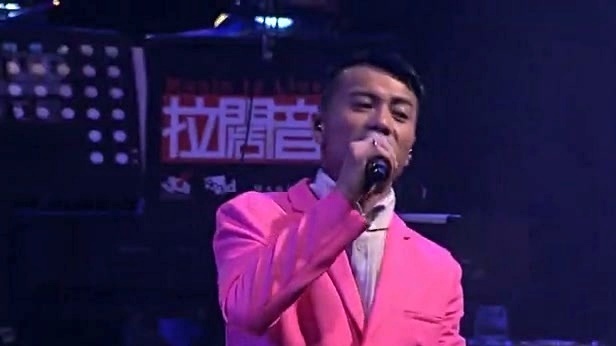 陈奕迅 - 大激想 (2011 903id Club 拉阔音乐会)