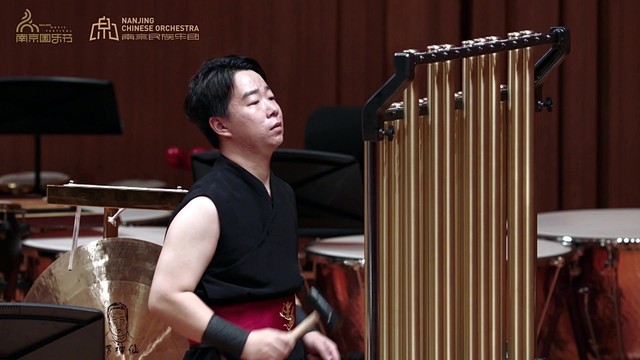 岳阳 - 进击 (Live)