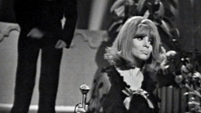 Encarnita Polo - Paco, Paco, Paco (Luces En La Noche (Actuación TVE))