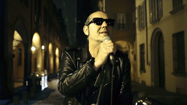 Luca Carboni - Bologna è una regola