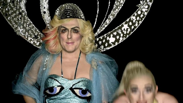 Weird Al Yankovic - Perform This Way（Parody of Born This Way by Lady Gaga）