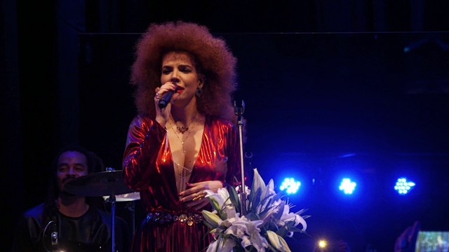 Vanessa Da Mata - Impossível Acreditar Que Perdi Você (Ao Vivo) (Live)
