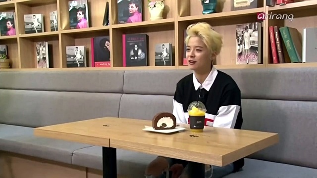 Amber - Pops In Seoul STAR ZOOM Amber Cut 15/03/09