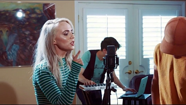 Kurt Hugo Schneider - Justin Bieber VS Selena Gomez MASHUP