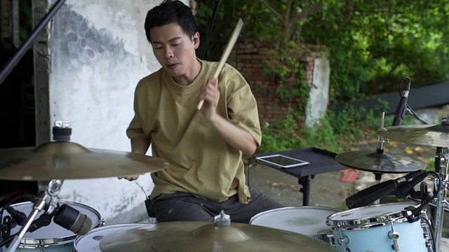 浅堤 - 薄冰上跳舞 (Live Session Video)