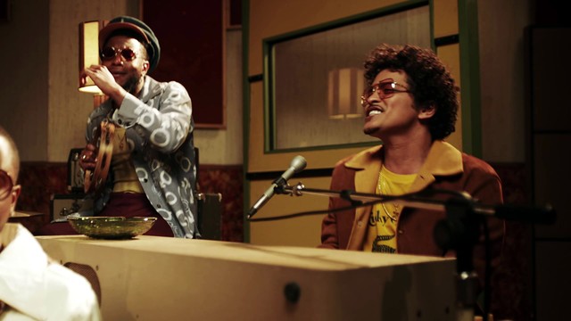 Bruno Mars - Leave the Door Open