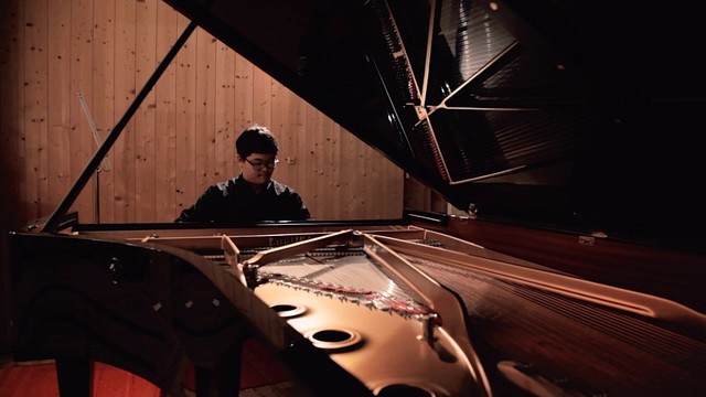 Mendelssohn Trio Berlin - Capriccio in F sharp minor, Op. 5 (Live)