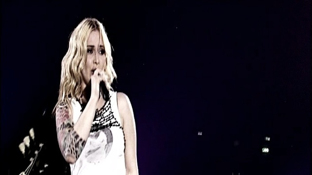 Anouk - Girl (Live From Ahoy Rotterdam,Netherlands/2005)