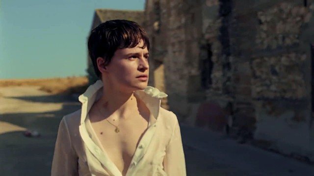 Christine and the Queens - The walker