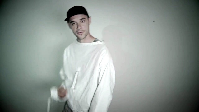 Mind Reader - Suburban Dark