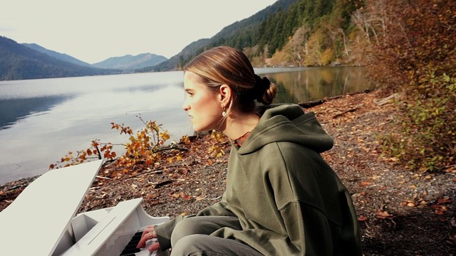 Rosie Darling - Lost On You