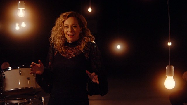 Anneke Van Giersbergen - Hurricane