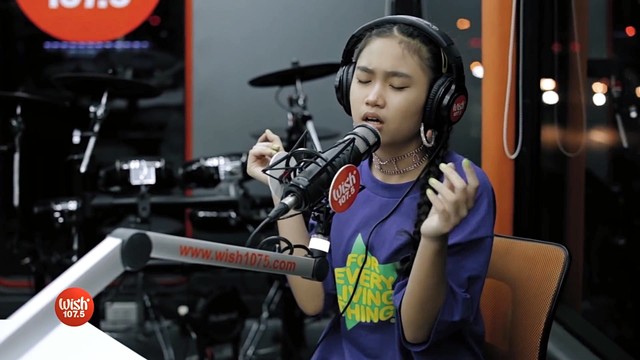 Alex Bruce - Go Crazy (Live On Wish 107.5 Bus)